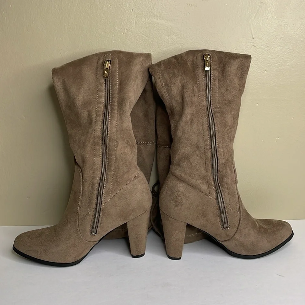 CATHERINE MALANDRINO Over-The-Knee Boots Light Brown “GORGEOUS” Faux Suede 7.5